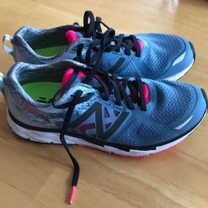 Women’s New Balance 1500v3 Running Sneakers
